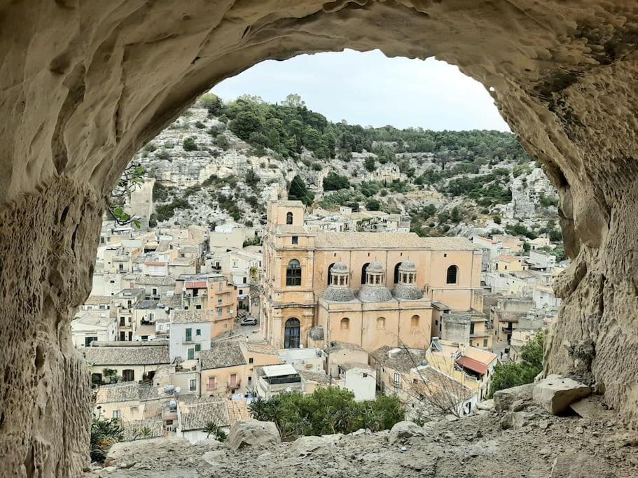 Casa Di Giu Villa Scicli Luaran gambar
